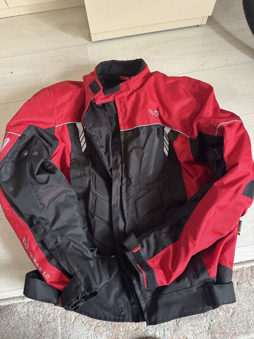 Комплект яке и панталон за мотор