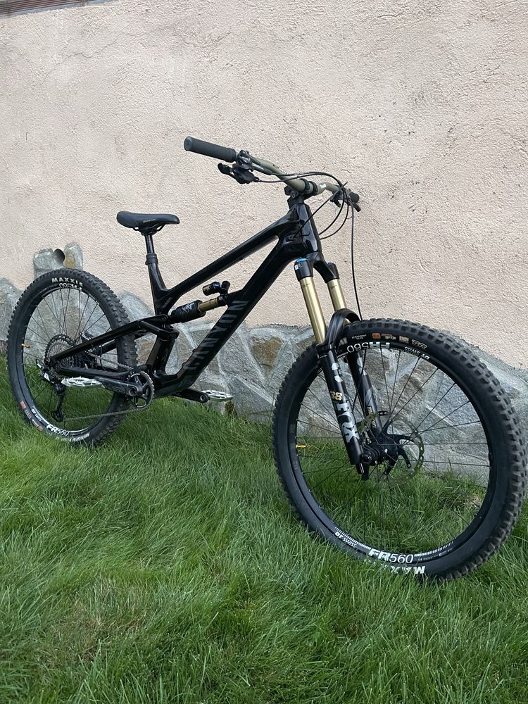 Canyon Torque 2023 CF 9 L размер КАТО НОВО