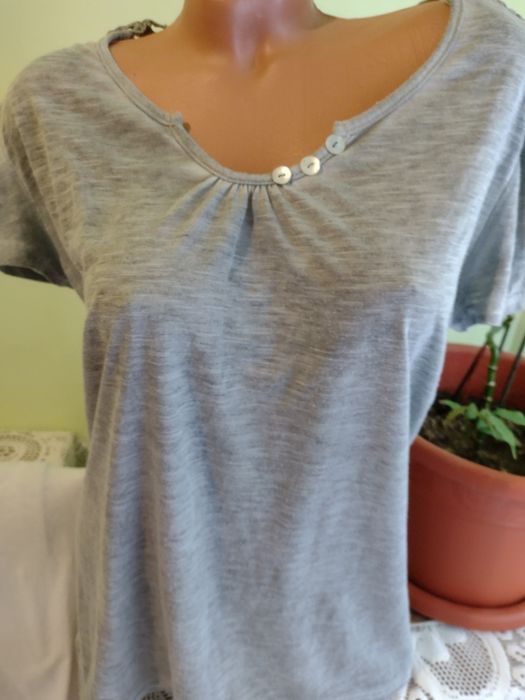 Bluze stil veste,  tricouri ,diverse modele și culori,