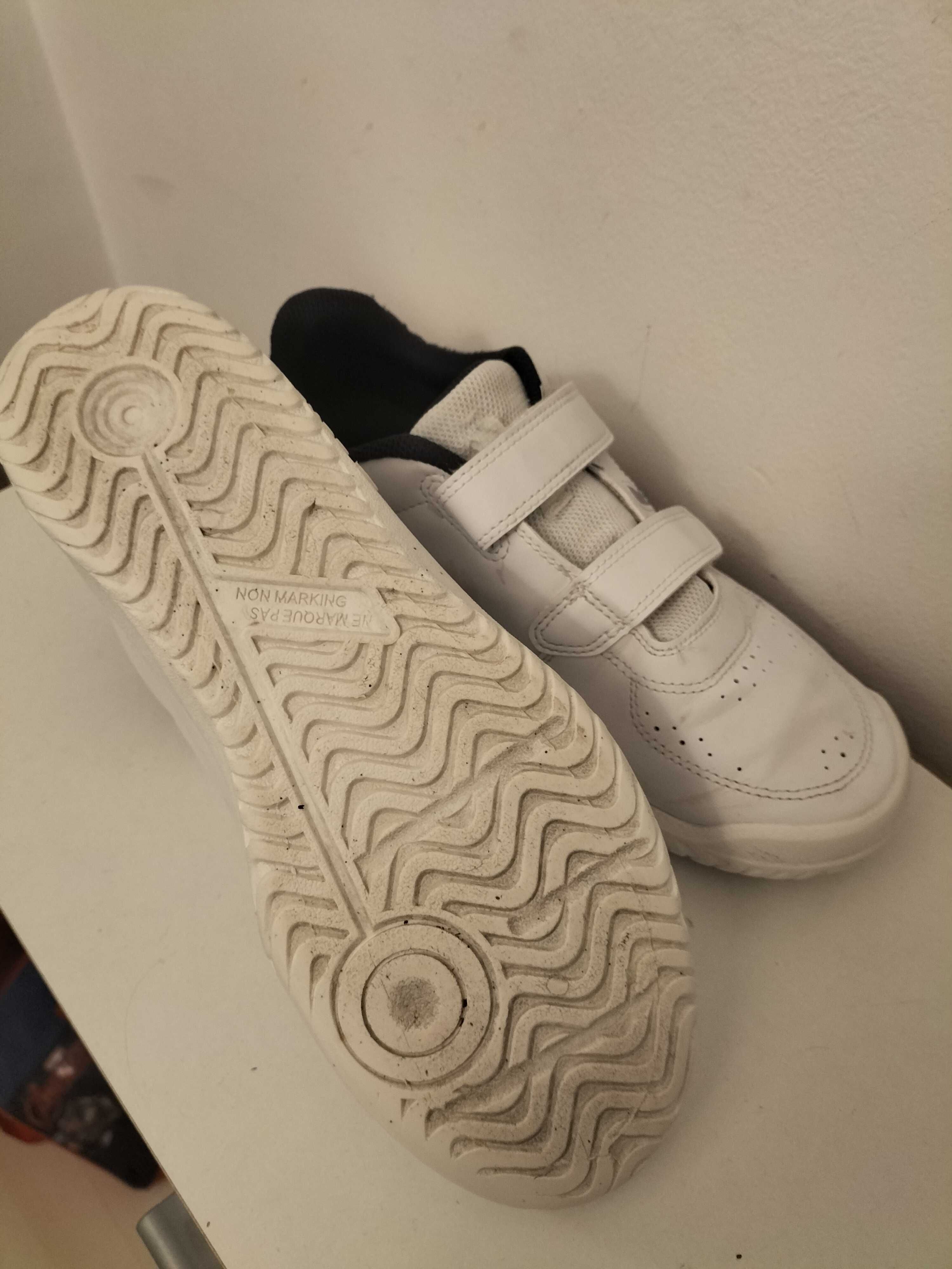Adidași decatlon copii