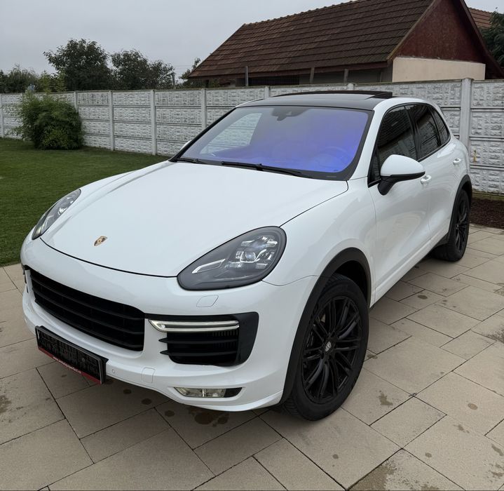 Porsche Cayenne Facelift 3.0 Diesel Chrono Pano Suspensie Full Led