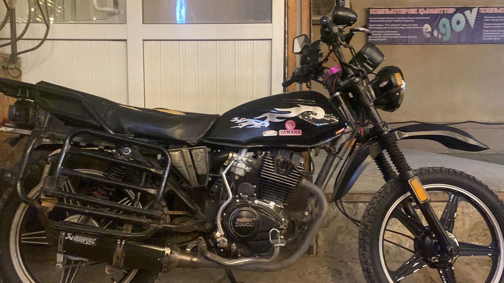 Мотоцикл GSX 200кубов