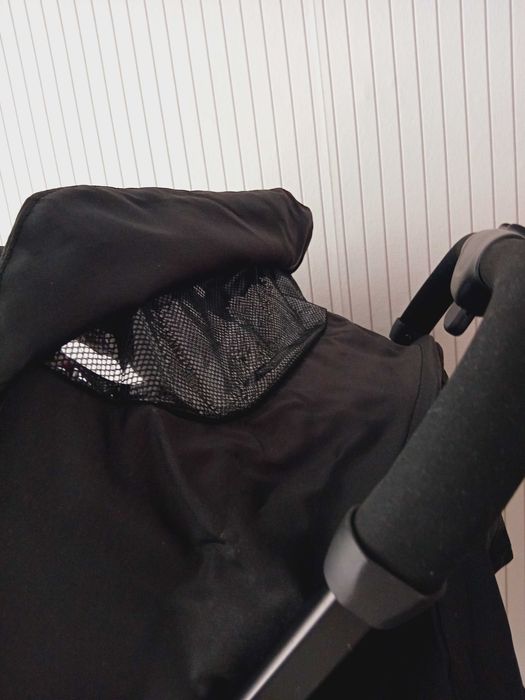 JOHN LEWIS нова лятна количка