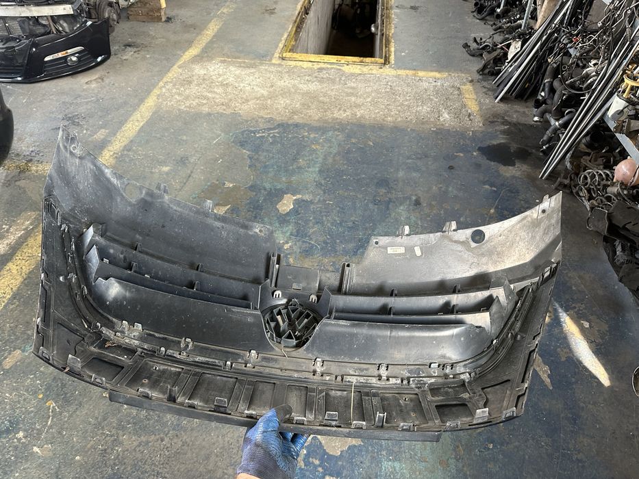 Grila radiator passat cc 2008-2011 lc9x