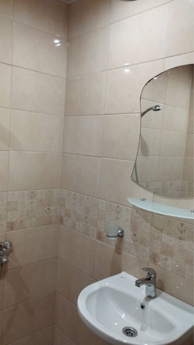 Продавам къща за гости