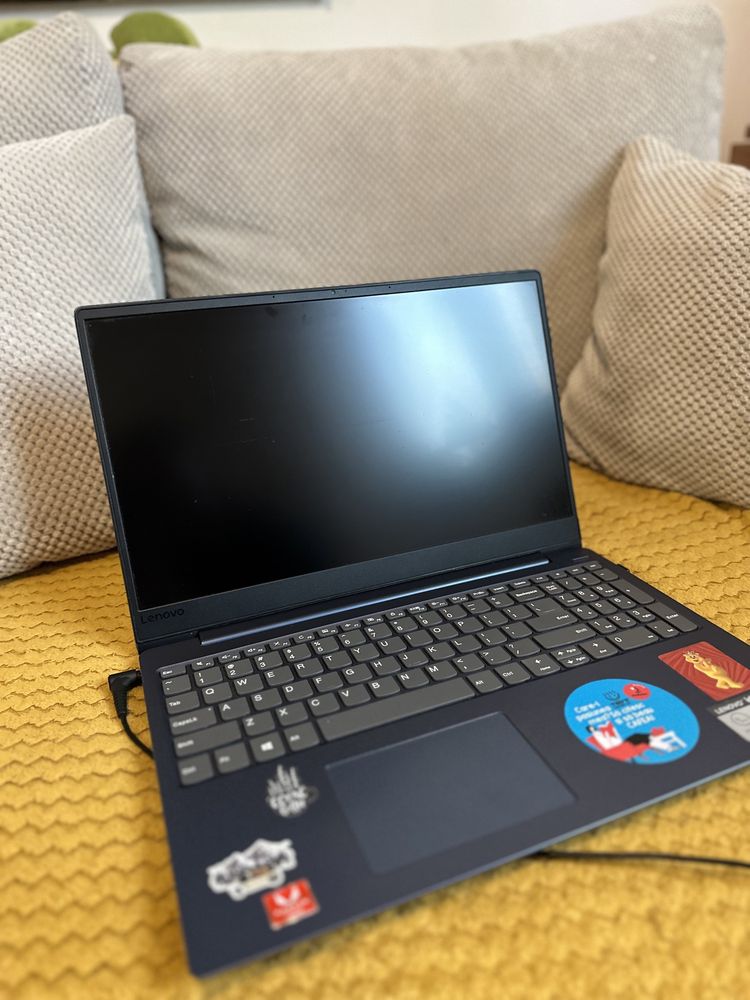 Laptop ideapad 330s, 12GB RAM, 1TB HDD + 500GB SSD, AMD Ryzen 5