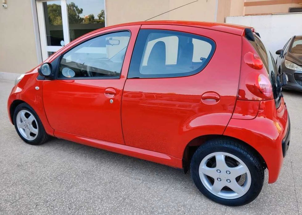 Peugeot 107 benzina cutie robotizata euro 5