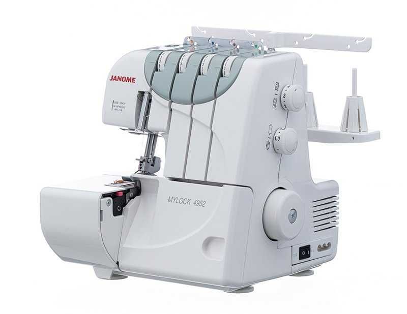 Оверлок Janome ML4952. Год гарантии/Металл/Комплект.
