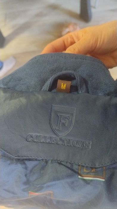 Vând geacă Ferrari originala