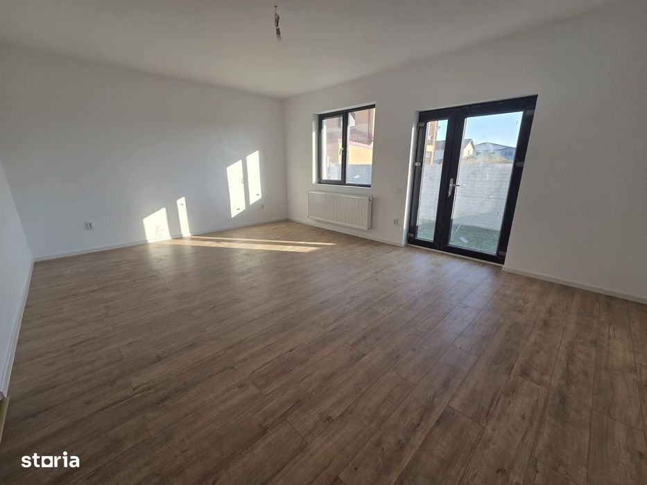 Vila finisată modern-Mutare imediată! Curte amenajată