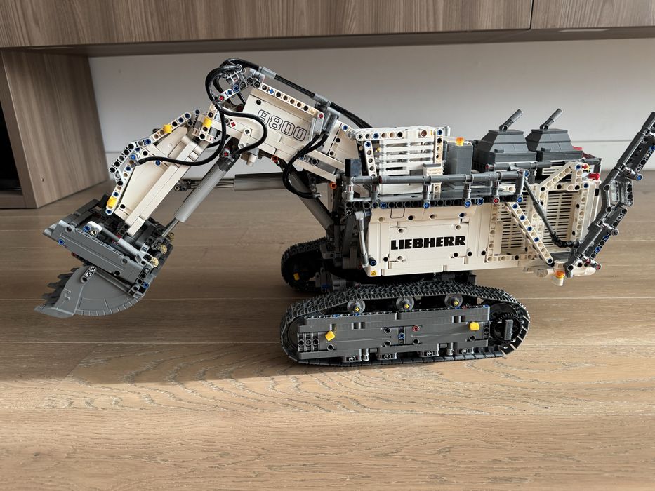 Lego Technic 42100 Liebherr