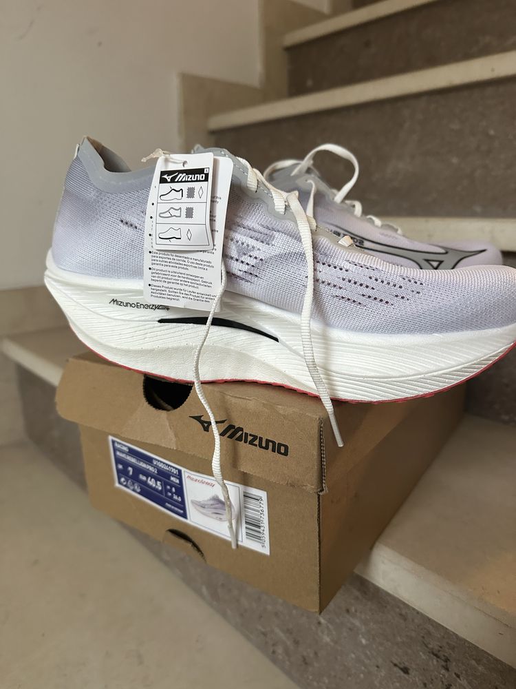Mizuno Wave маратонки