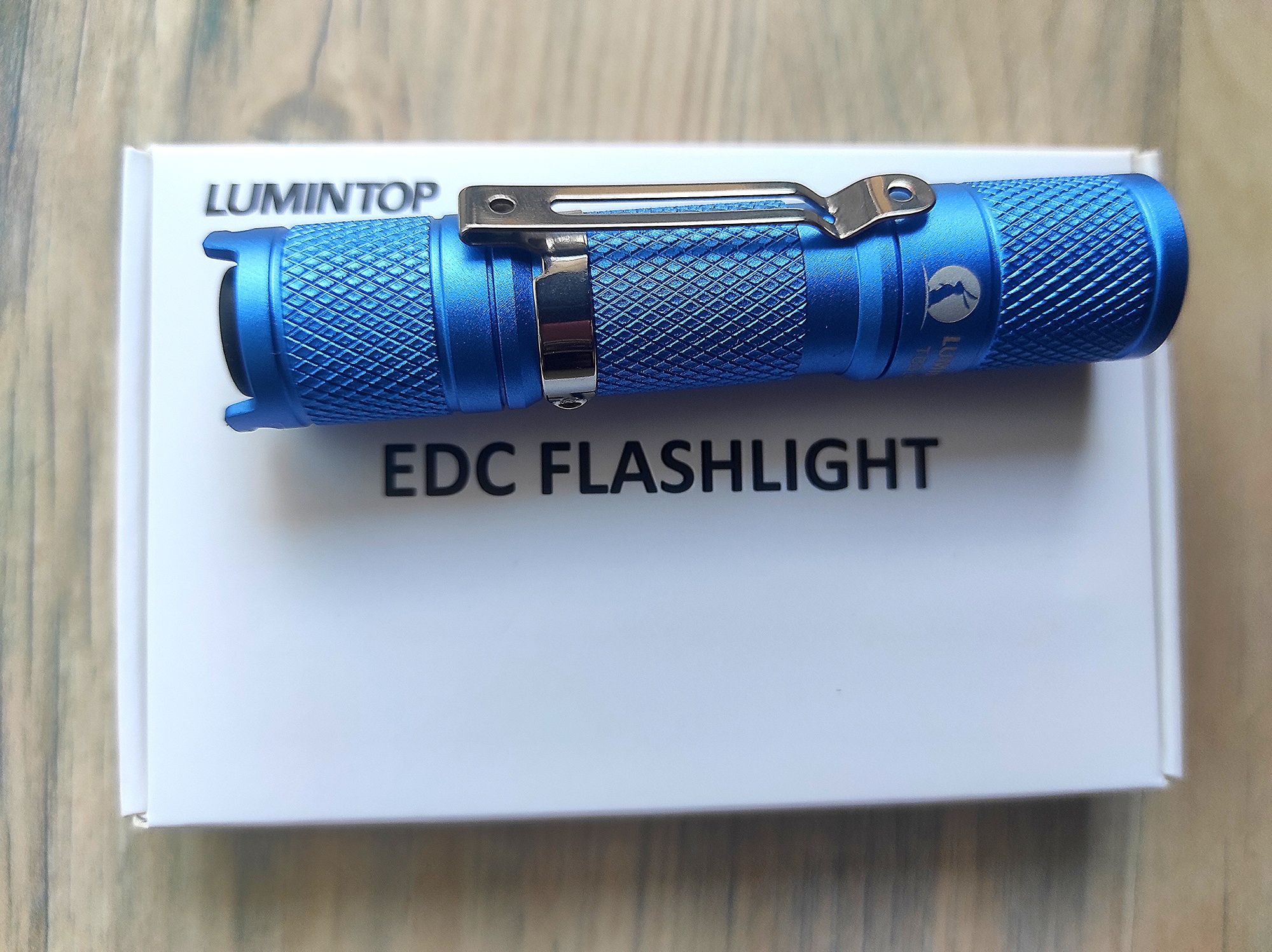 EDC фенерче Lumintop Tool AA 3.0-Blue, 900 лумена