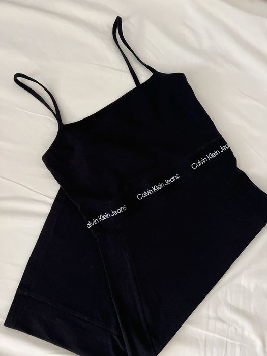 Оригинална рокля Calvin Klein