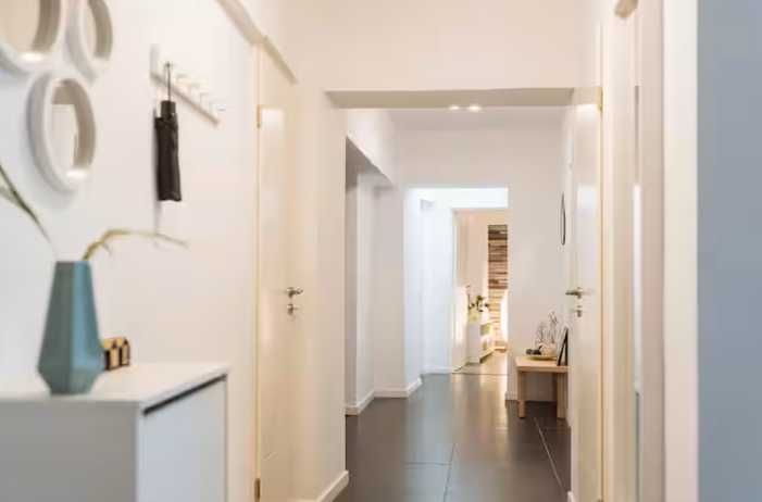 Proprietar vind apartament cu 4 camere Fantani -Piata Unirii