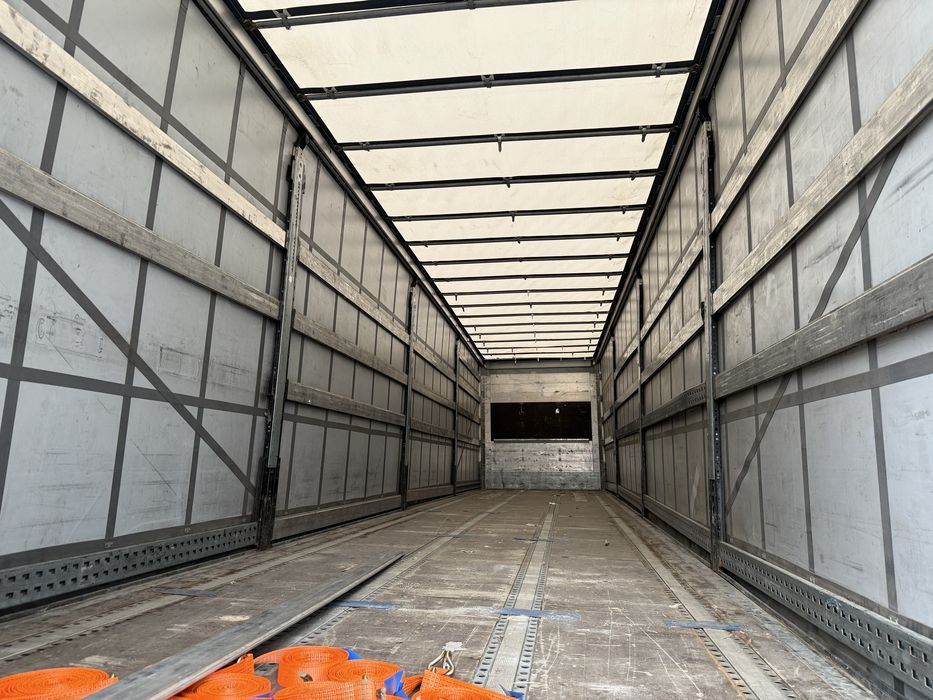 Vand SemiRemorca Schmitz Cargobull din anul 2014