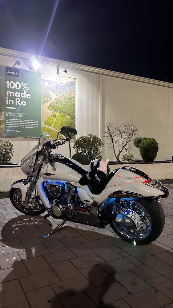 Suzuki Intruder / Boulevard VZR 1800 1M09R full accesorizat Recent