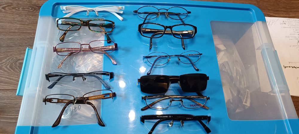 Rame ochelari , firme celebre