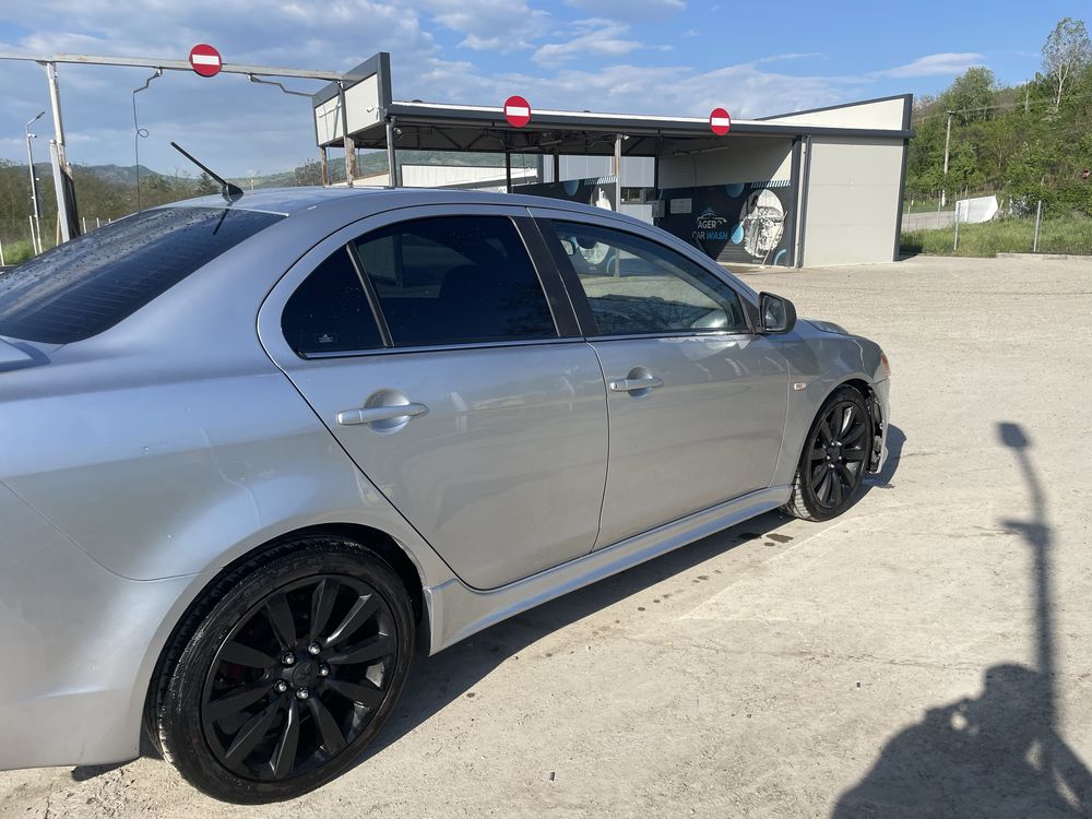 Vand Mitubisi lancer