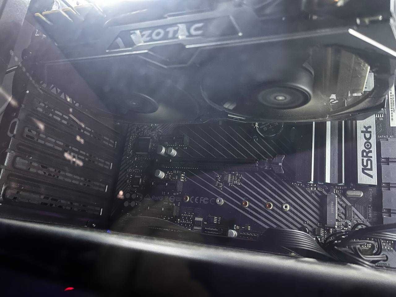 продам zotac mini gtx 1070 8gb3