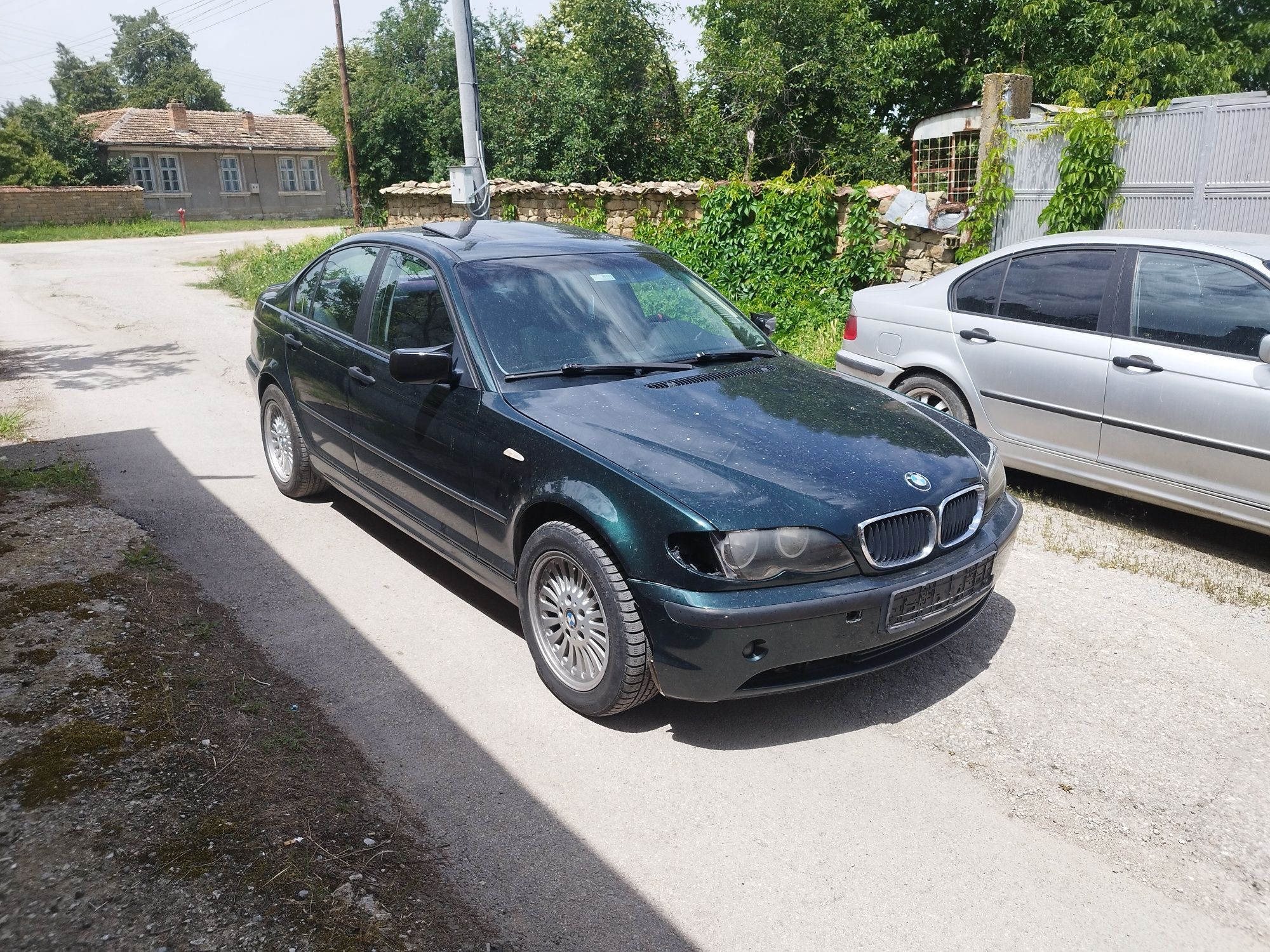 Продавам BMW E46 2.0 150 дизел На части