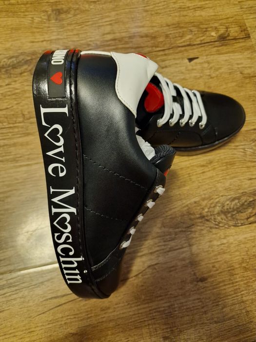 Pantofi Love Moschino