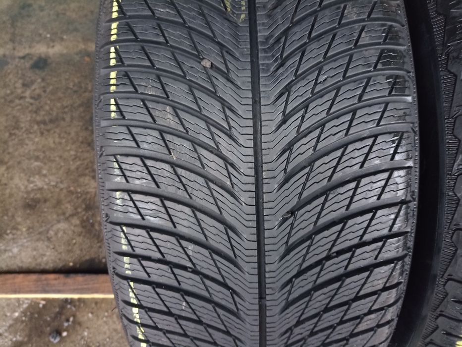 2 anvelope de iarna ca si noi Michelin 265/50 R19 dot 3921
