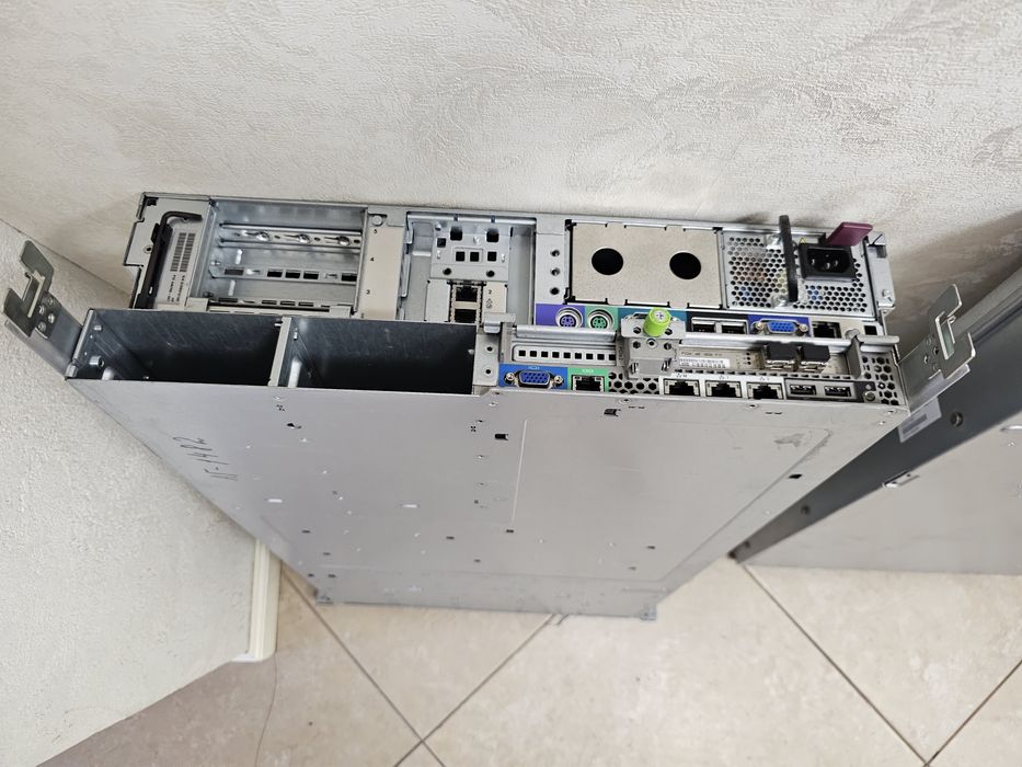 Сервер Cisco UCS C220 M3