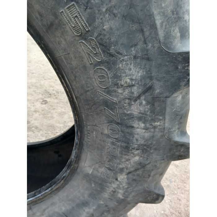 Anvelope Firestone 520/70R38 pentru JCB și Renault.