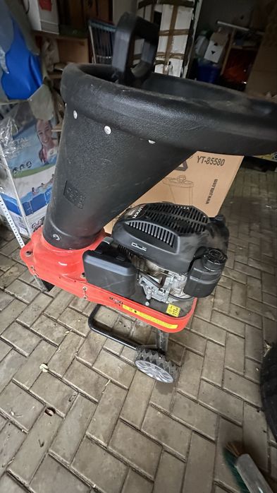 Tocator crengi pe motor benzina Loncin, max 45mm, putere 4.8 C.P