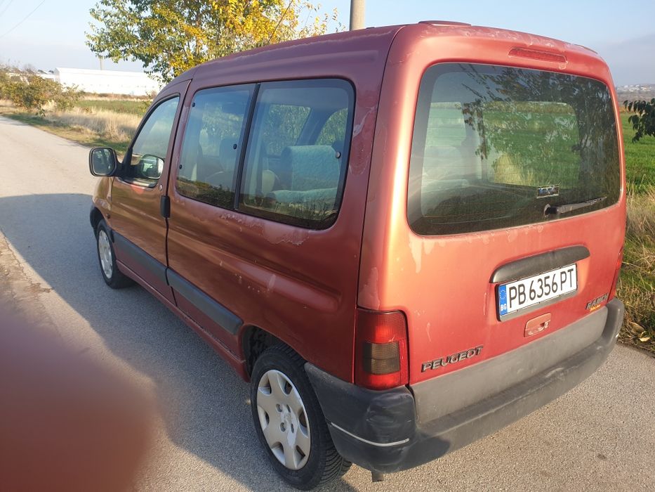 Пежо Партнер бензин