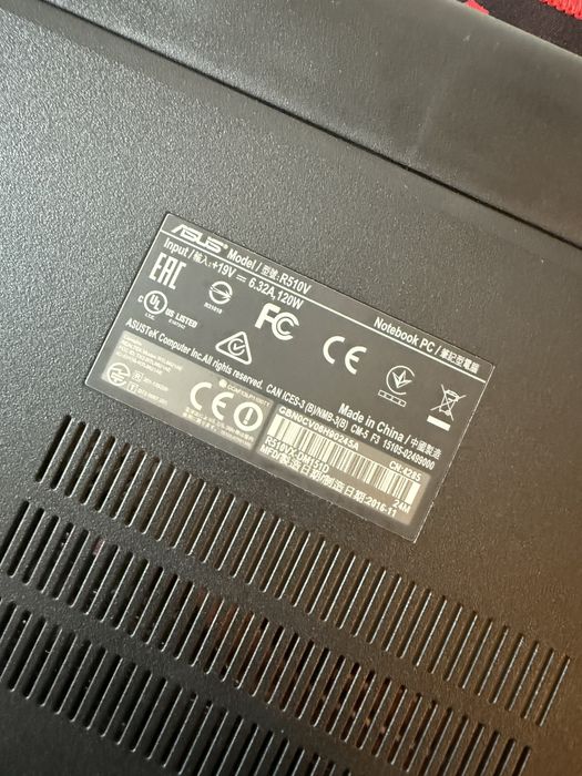 Laptop gaming Asus R150V