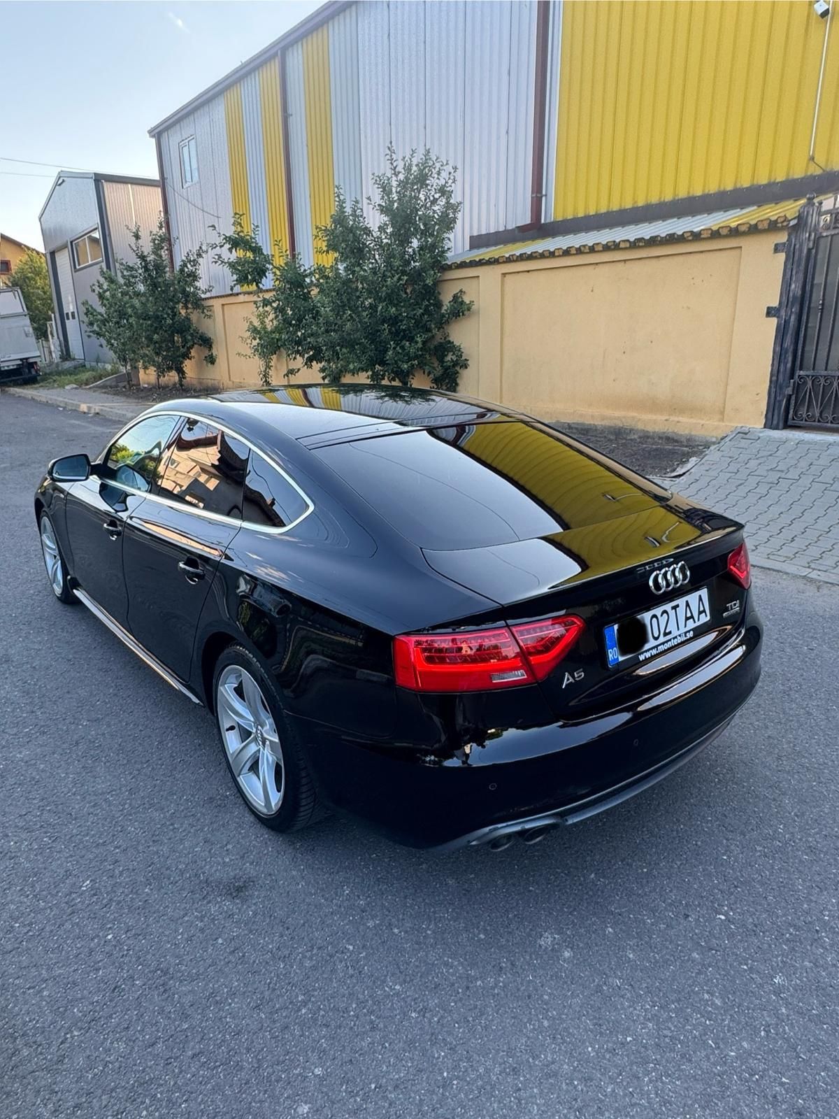 Vând Audi a5 s-line  sportback 2.0 tdi 190 cp e6 quattro