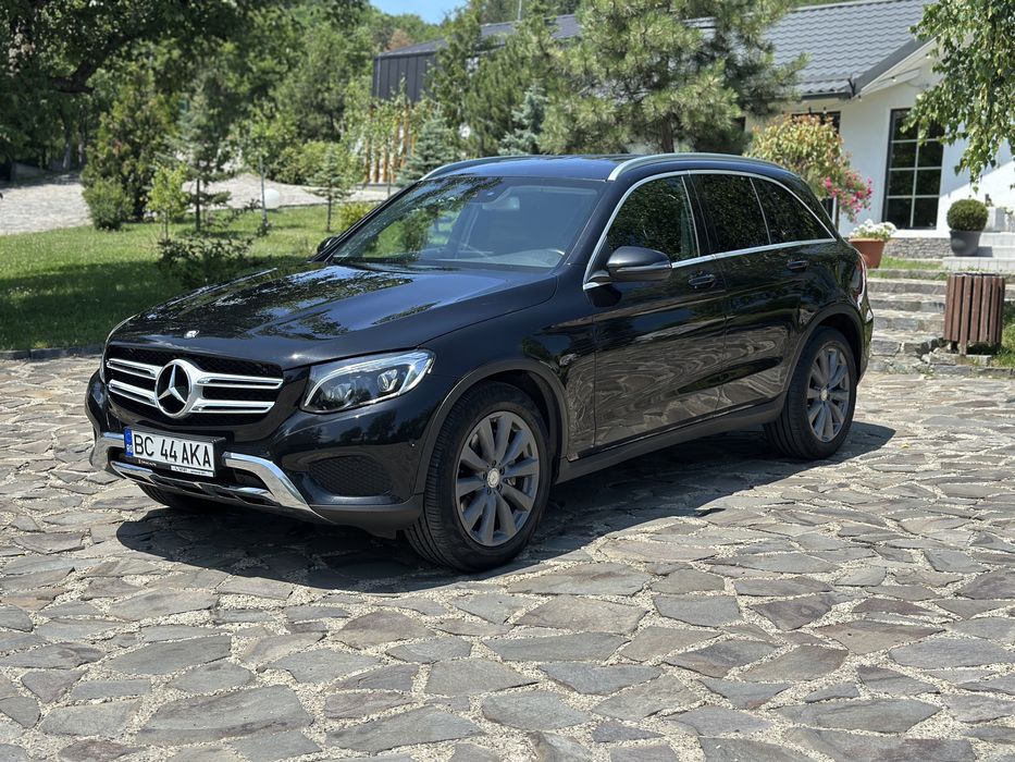 Vand/Schimb Mercedes GLC220d istoric full reprezentanta