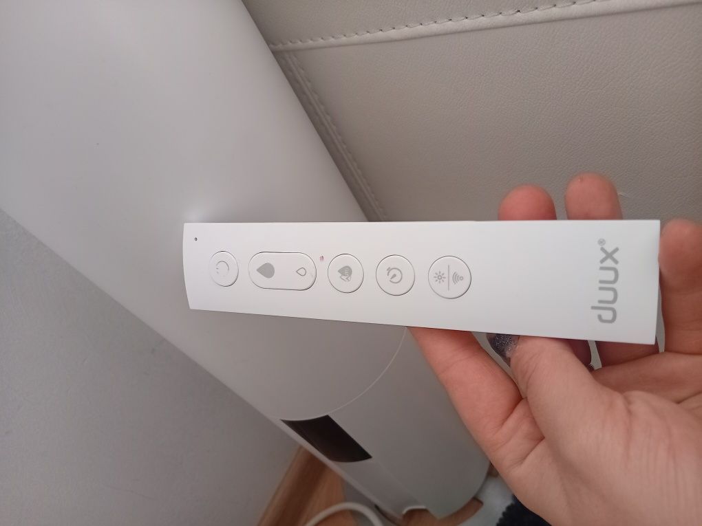 Vand Purificator  Aer Duux  inalt de 60cm.
Acoperire 40m patrati