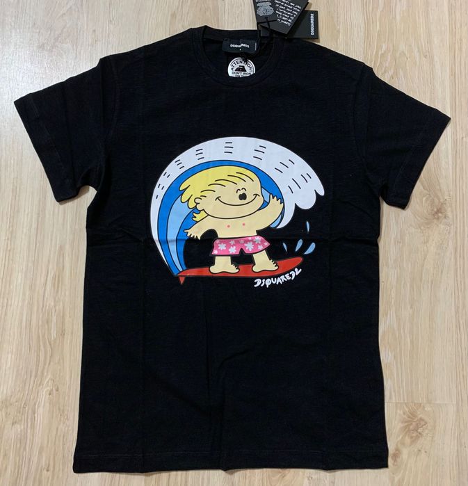 Нови с етикети мъжки тениски в черно и в бяло Dsquared D2