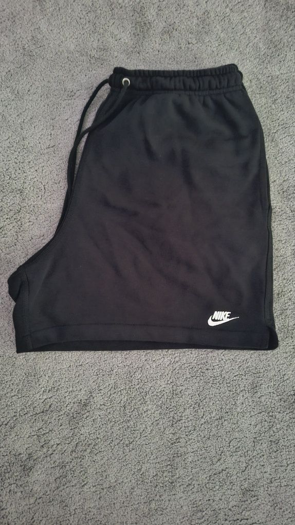 Nike къси панталони