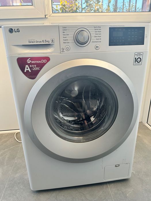 Mașina de spălat rufe LG