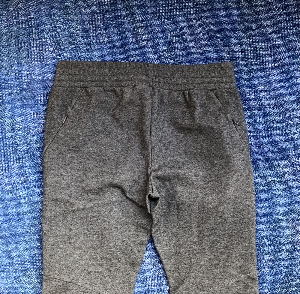 Gymshark ОРИГИНАЛНО долнище - S/M