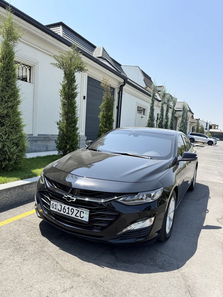 Malibu XL yangi kraskasi toza