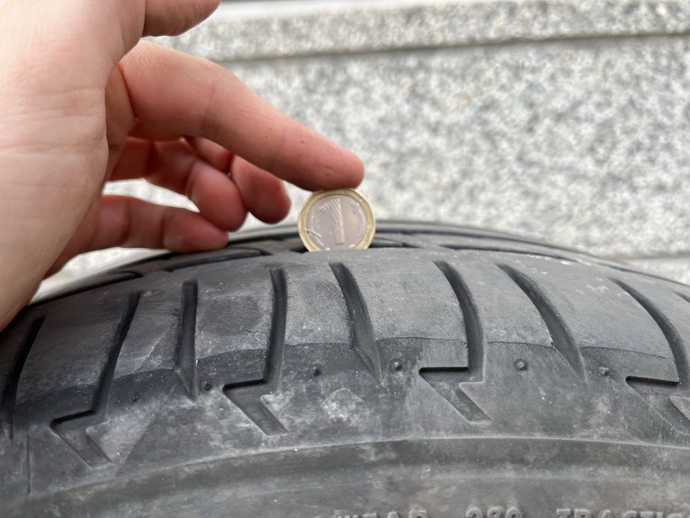 Летни гуми Bridgestone Ponenza 245/50/18