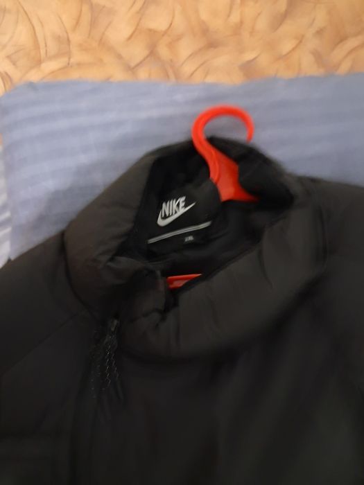 Безрукавка Найк жылы