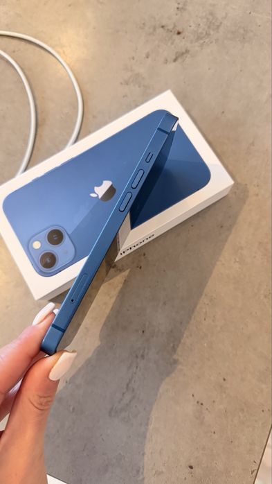 Iphone 13 - без забележки. Цената е крайна