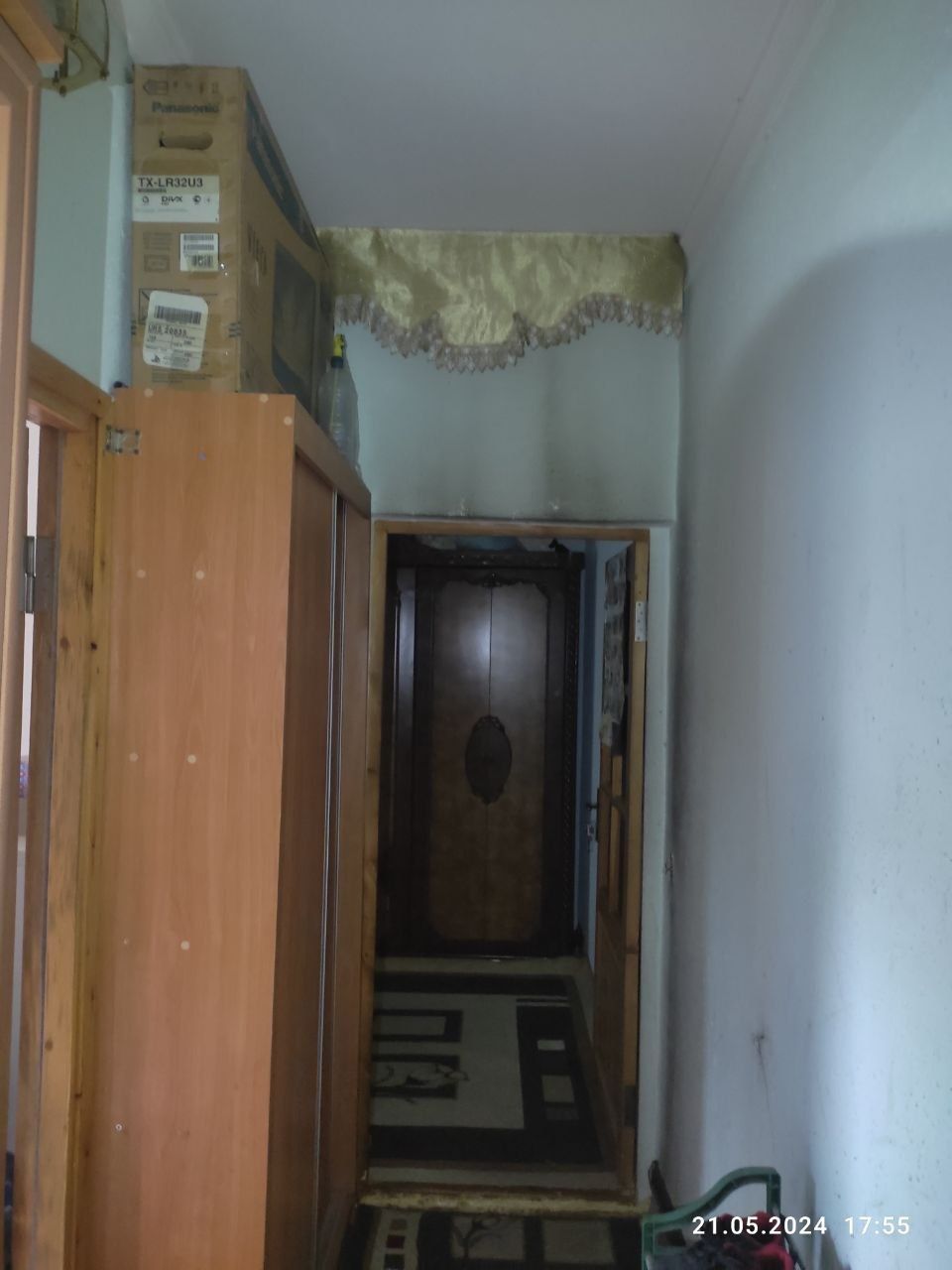 Тошкент ш. Олмазор туман, Қорақамиш 2/4 да 5 хонали квартира сотилади