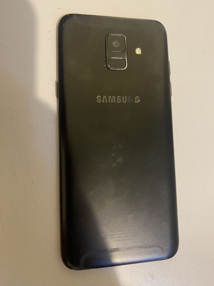 Самсунг, Телефон сотовый SAMSUNG SM A 600 Galaxy, 32 гб, б/у.