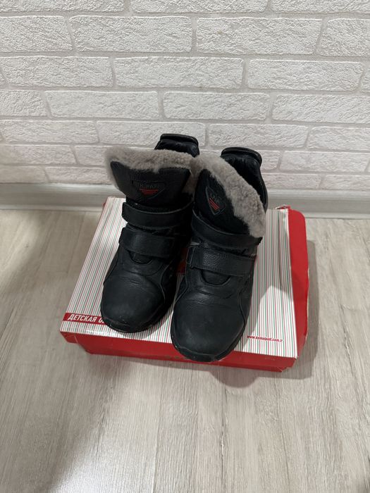 Продам зимнюю кожанную обувь из натурального меха за 10000 тг