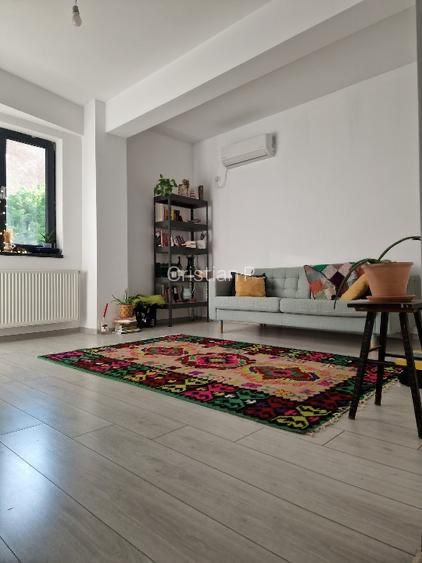 Proprietar vand apartament 2 camere bloc nou zona verde