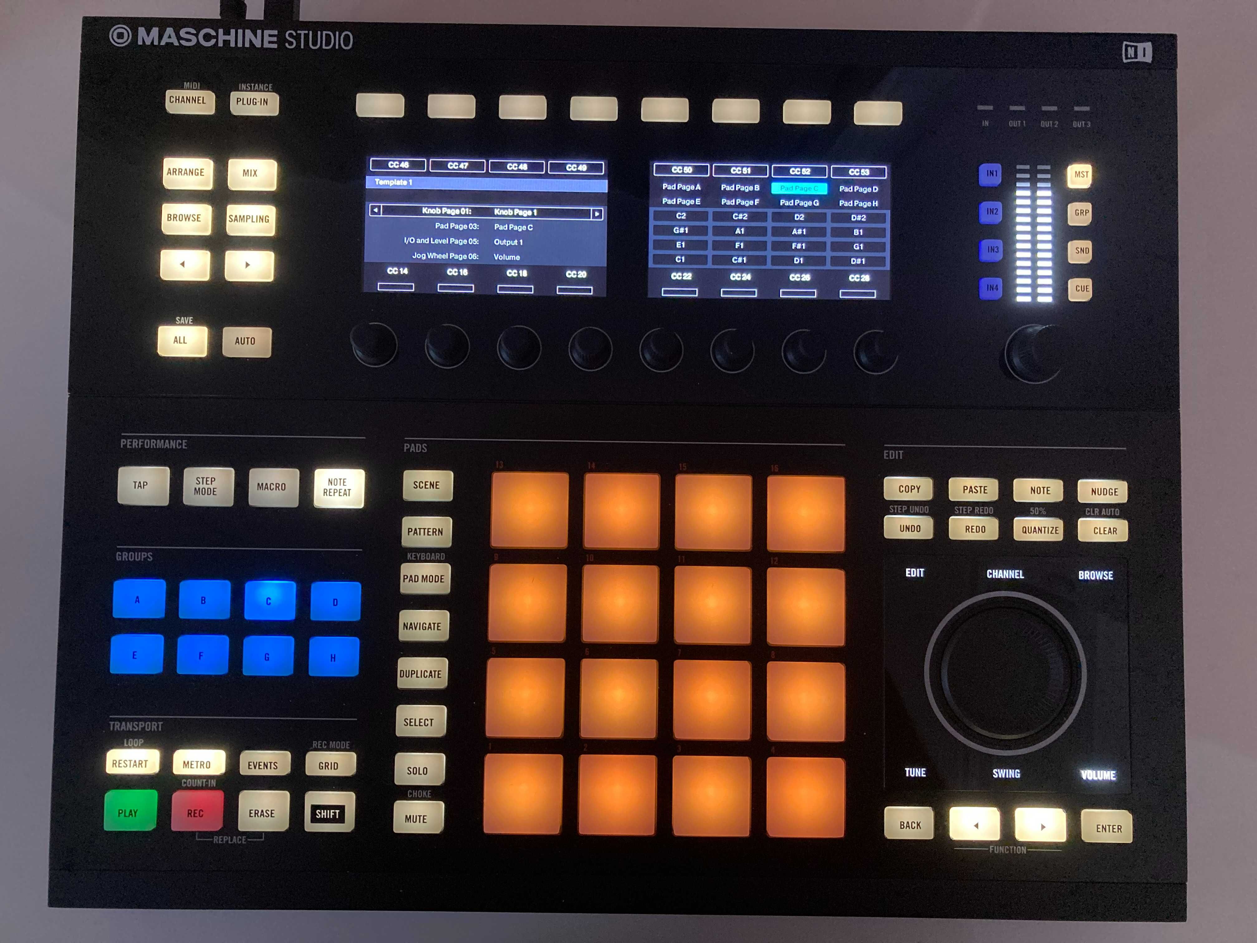 Native Instruments Maschine Studio