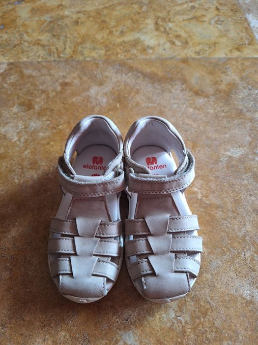 Vând sandale Elefanten 23 copii