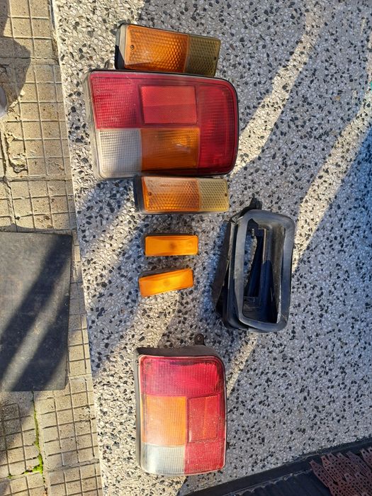 Стопове, фарове, надфарници и мигачи за лада нива